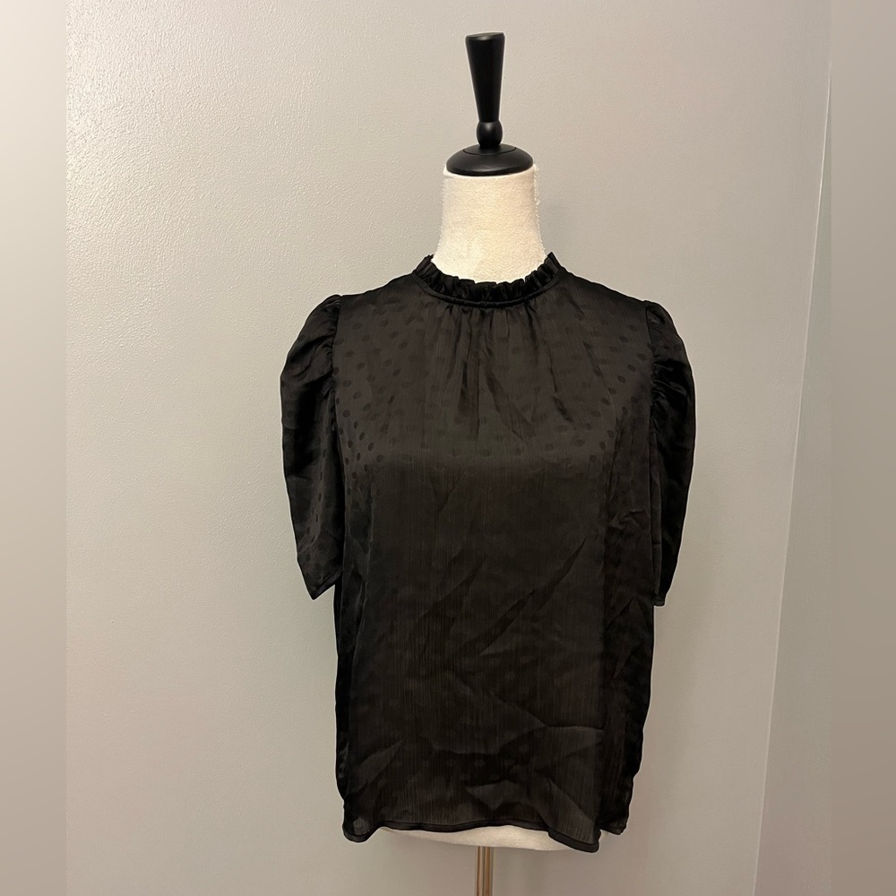 NWOT Pleione Dotted Blouse with High Neckline and Puff Sleeves - Size Medium